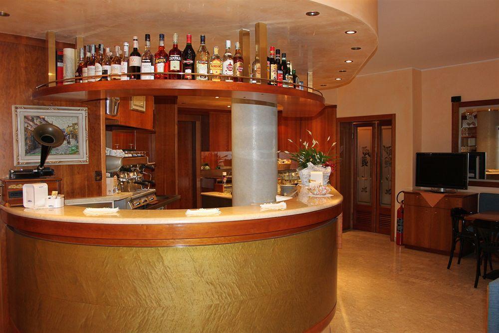 Hotel Rosa Abano Terme Buitenkant foto