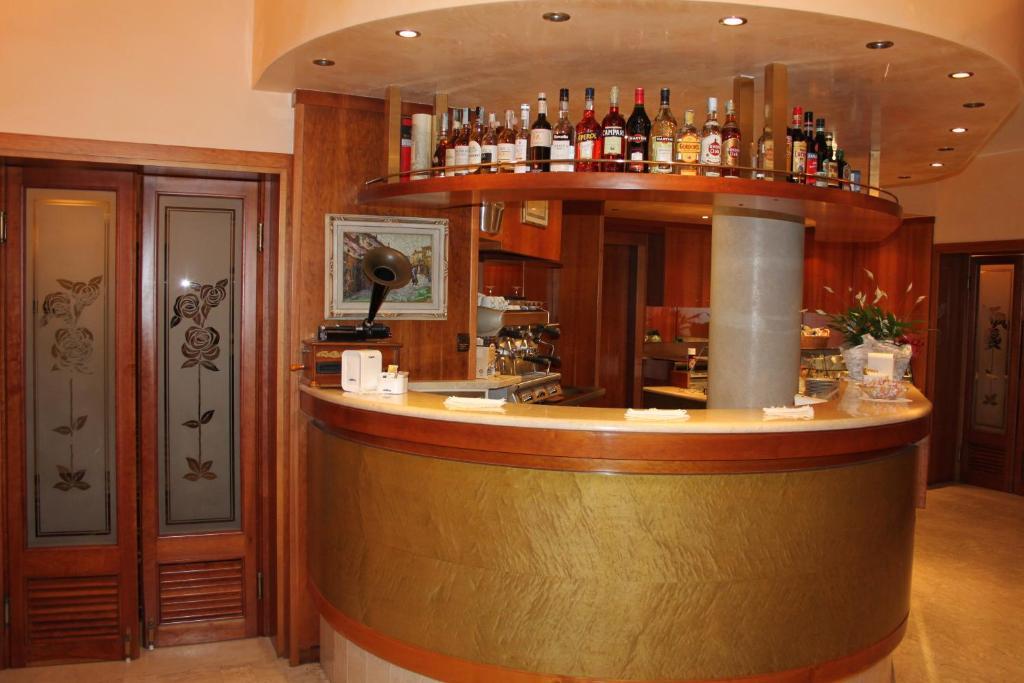Hotel Rosa Abano Terme Buitenkant foto