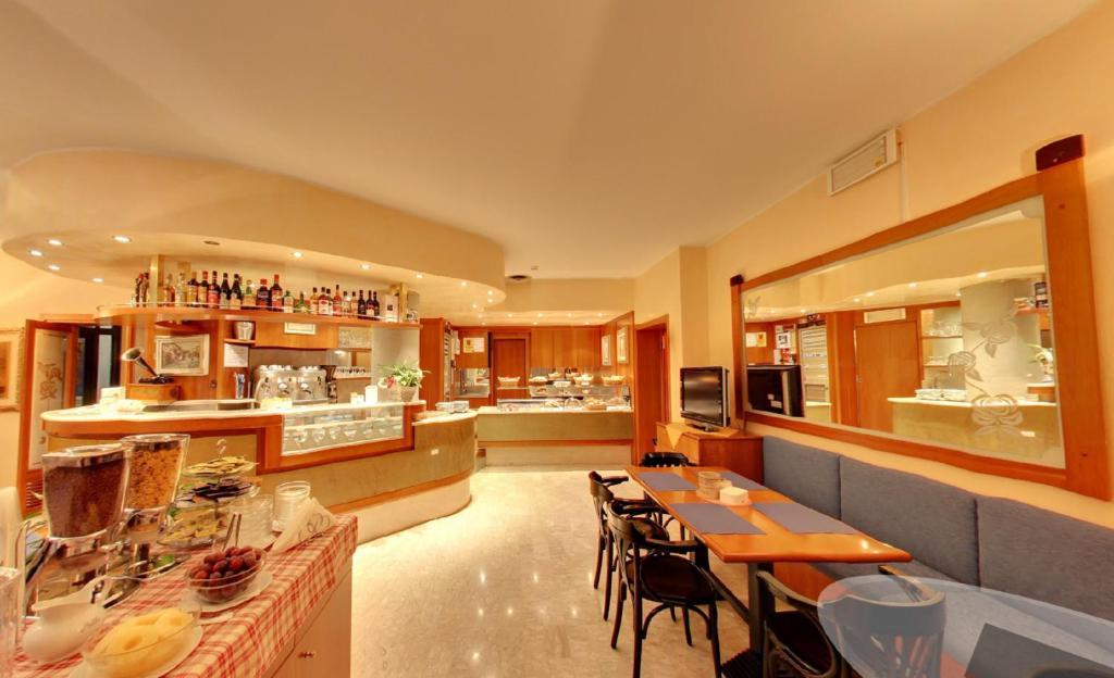 Hotel Rosa Abano Terme Buitenkant foto